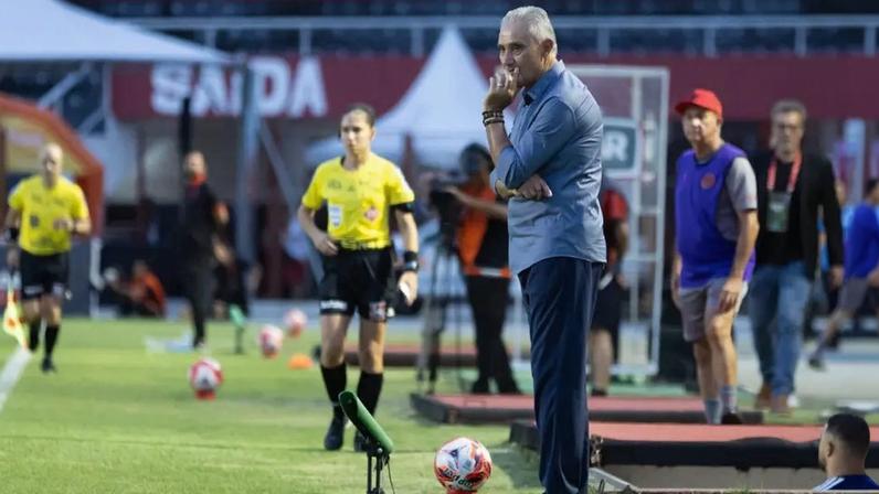 Tite explica retorno de Walace ao Cruzeiro