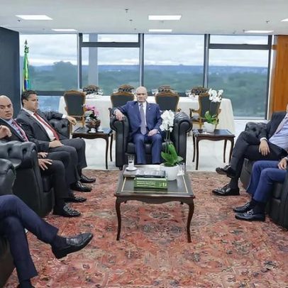 Fachin conduz negociação sobre penduricalhos entre ministros e autoridades