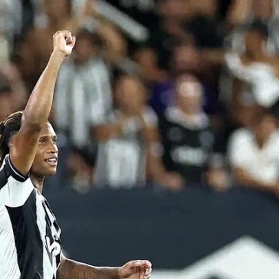 Botafogo vence Nacional Potosí e avança na Libertadores