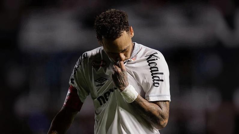 Santos vence o Vasco com dois gols de Neymar