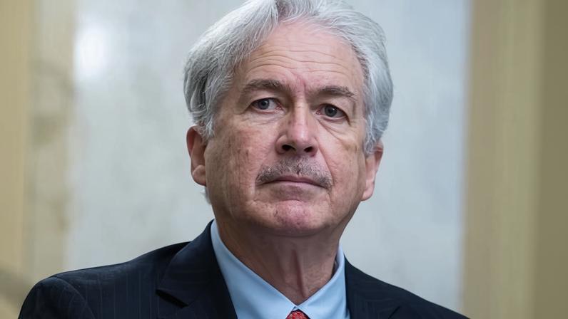 Epstein trocou mensagens com ex-diretor da CIA Bill Burns, dizem documentos