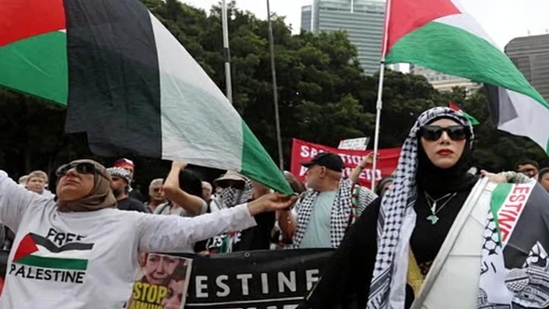 Ato contra presidente de Israel e recurso contra poderes da polícia