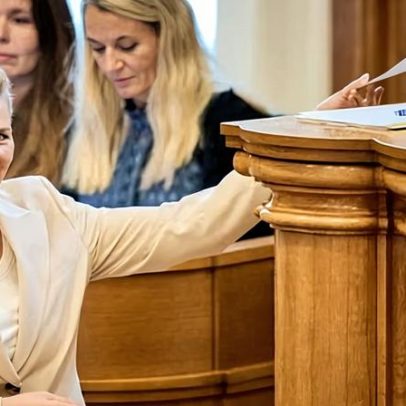 PM dinamarquês convoca eleição antecipada para obter impulso com a Groenlândia