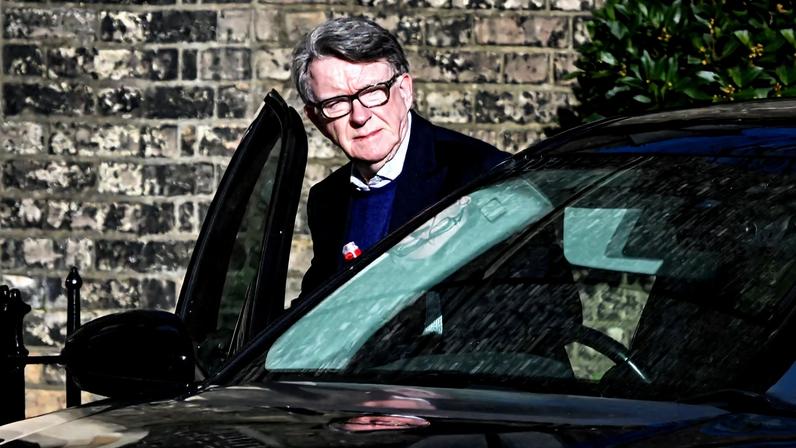 Advogados de Mandelson dizem que prisão seguiu sugestão sem fundamento de deixar UK
