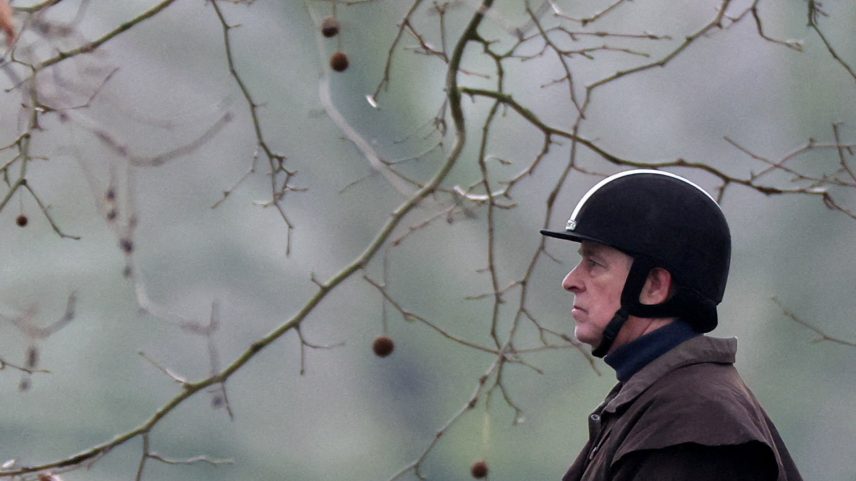 Arquivos de Epstein revelam envolvimento do príncipe Andrew, irmão de Charles