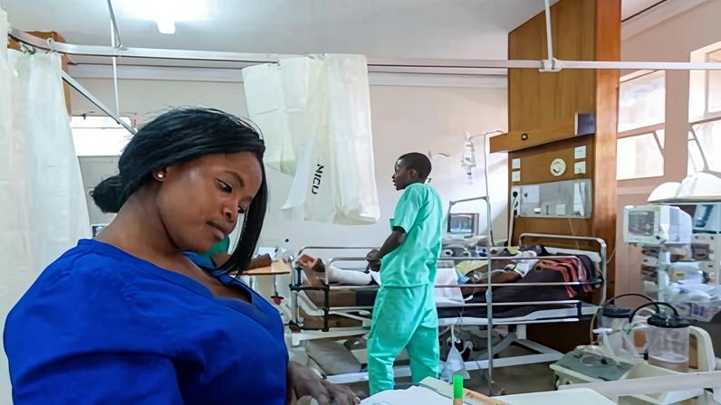 EUA sob acusação de exploração em acordo de ajuda à saúde com Zâmbia