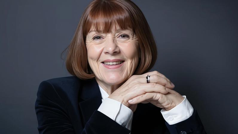 Gisèle Pelicot relata choque ao se ver como boneca de trapo em memoir