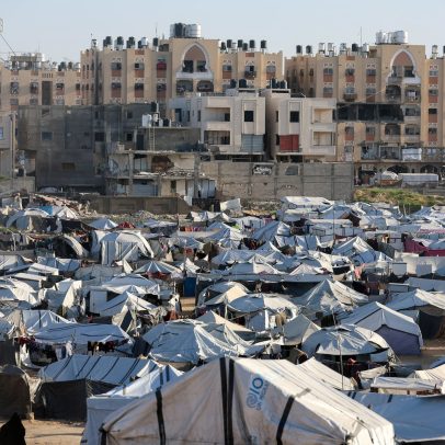 Gaza firma ergue complexo habitacional financiado por Emirados no sul ocupado