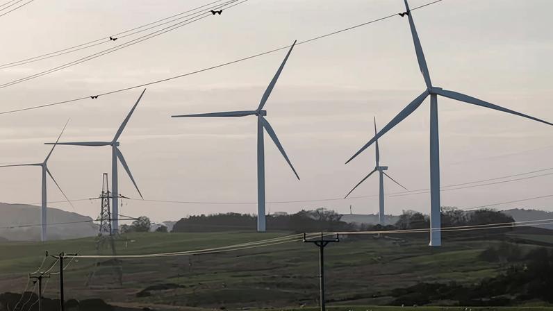 Scotland has cut emissions by 51.3% since 1990 by closing its coal-fired power stations and building windfarms, but campaigners and the UK CCC have voiced concern that its future emissions plans are unrealistic and reliant on unproved technology