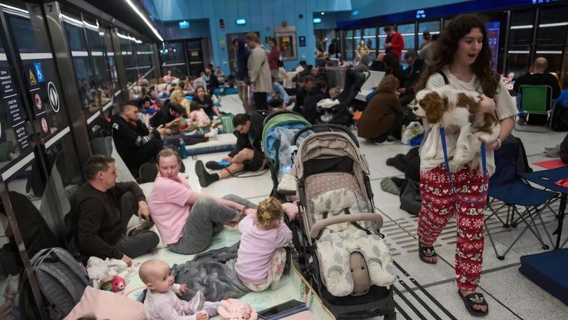 Ruas vazias e corridas para abrigos em Israel refletem clima de alerta