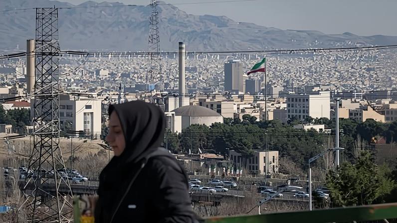 Assessores de Trump buscam justificar intervenção militar dos EUA no Irã