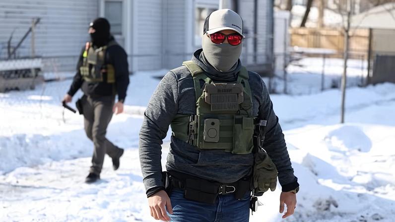 Advogado do ICE que disse que o trabalho era péssimo é removido do cargo