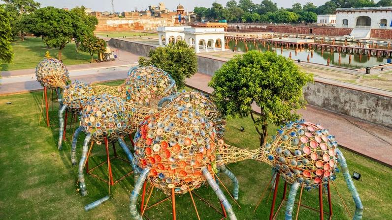 Quarta Bienal de Lahore explora conectividade transfronteiriça no 80º aniversário de Partição