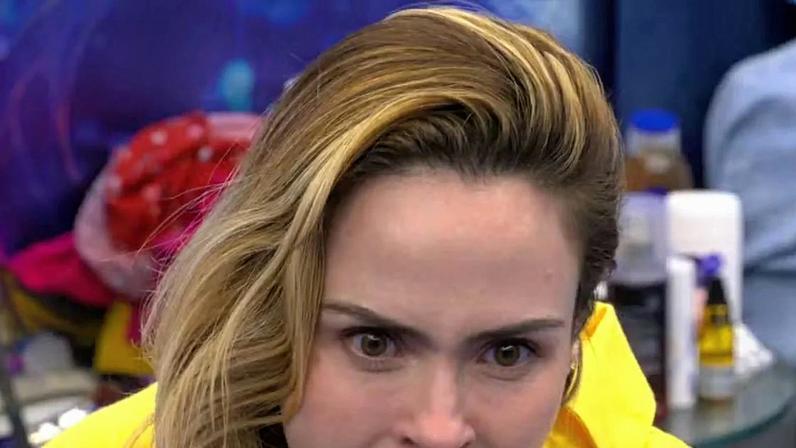 Ana Paula Renault expulsa do 'BBB 26'? Veterana 'destrói' chapéu de Alberto Cowboy em briga e web aponta regra importante quebrada. Entenda!