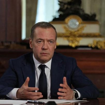 Medvedev: ameaças russas ou chinesas à Groenlândia são farsas de horror