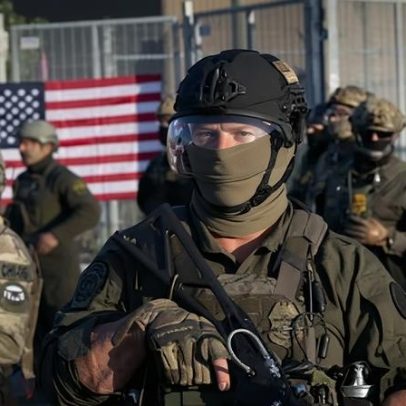 Democratas apresentam 10 propostas para restringir o ICE