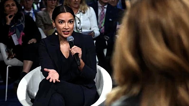 Ocasio-Cortez afirma que ajuda militar dos EUA a Israel contribuiu para genocídio em Gaza