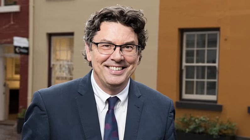 James Valentine is retiring as host of ABC Radio’s Sydney Afternoons program, due to cancer.