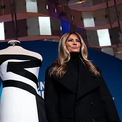 Melania Trump usa vestido do Smithsonian