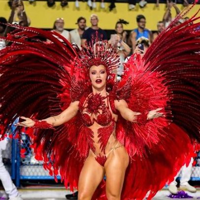 Punição à rainha de bateria da Grande Rio por desfile com traje inadequado