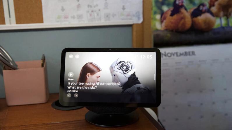 Echo Show 8, design compacto para mesa, tem menor preço já