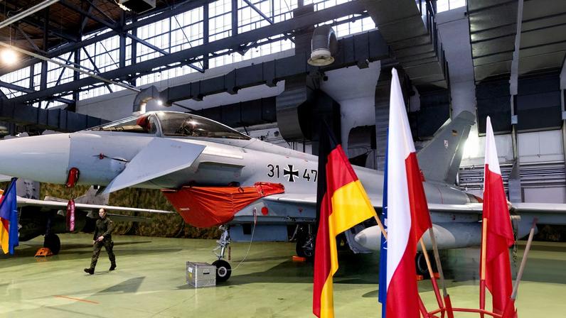 Merz questiona necessidade alemã de caça tripulado frente aos problemas do FCAS