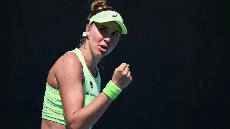 Bia Haddad supera início difícil e vence em Doha WTA 1000 com golpe de bicicleta