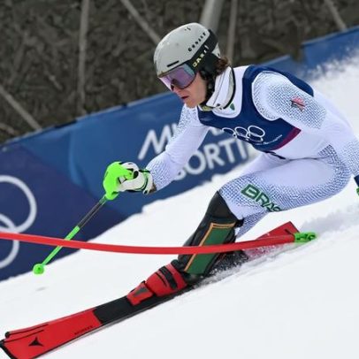 Lucas Pinheiro cai na primeira descida e encerra participação nas Olimpíadas
