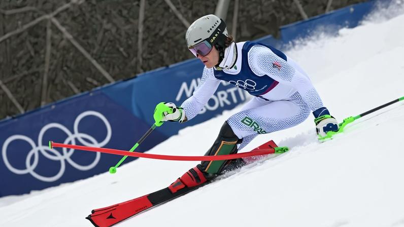 Lucas Pinheiro cai na primeira descida e encerra participação nas Olimpíadas