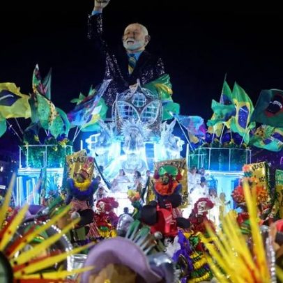 Escola que homenageou Lula é rebaixada do Grupo Especial do Rio