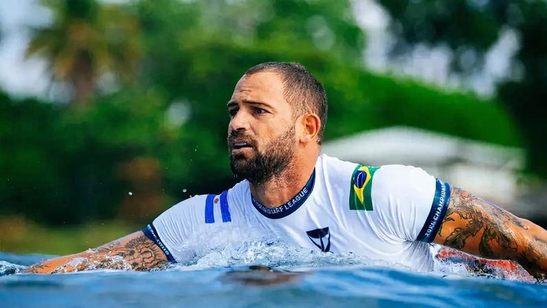 Alejo Muniz anunciou aposentadoria do circuito profissional (Photo by Aaron Hughes/World Surf League)