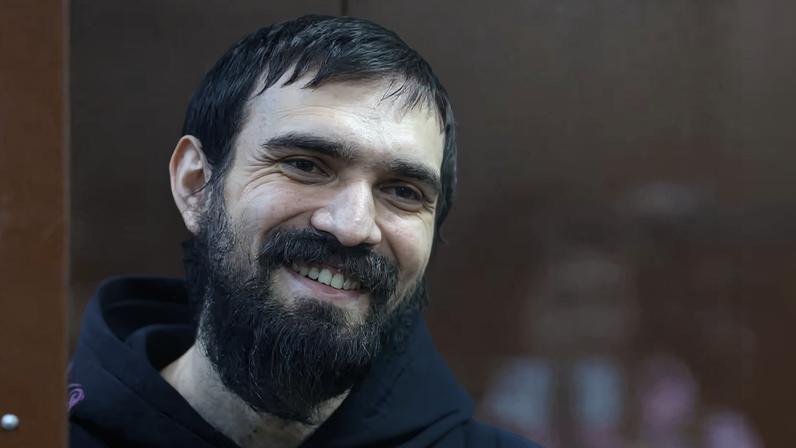 Comediante russo preso por piada ofensiva sobre veterano da guerra na Ucrânia