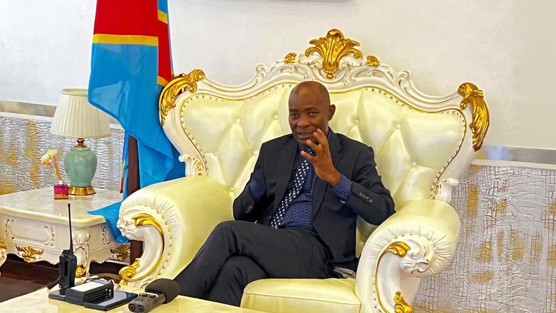 Valas comuns são encontradas no leste do Congo após retirada de rebeldes