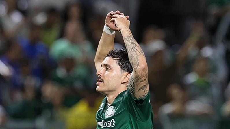 Mauricio, meia do Palmeiras