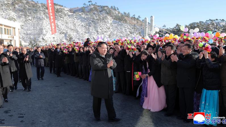 Coreia do Norte convoca 9º Congresso no final de fevereiro, afirma KCNA