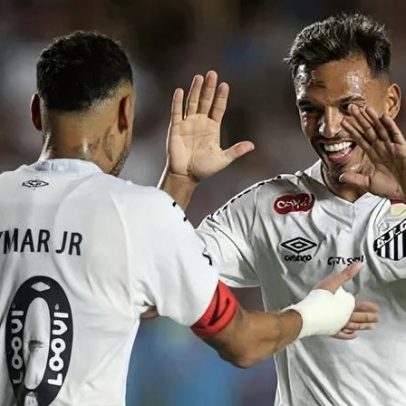 Neymar retorna e Santos goleia Velo Clube e avança às quartas