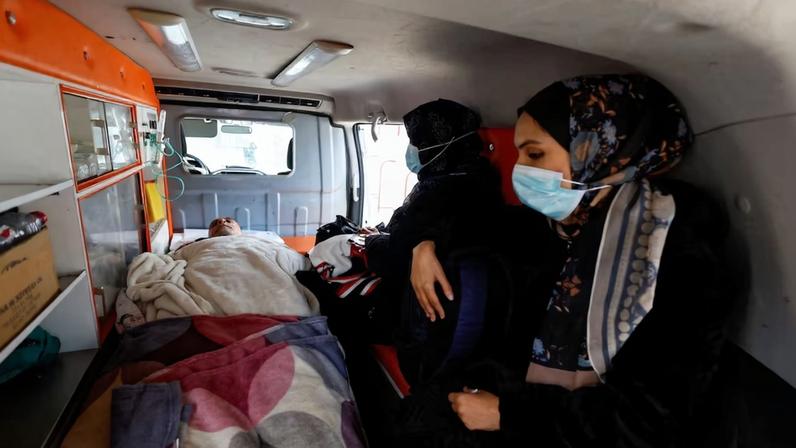 Israel ataca Gaza; 18 mortos e cruzamentos em Rafah suspensos, dizem autoridades