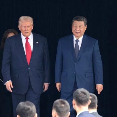 Xi e Trump conversam por telefone, informa a mídia chinesa