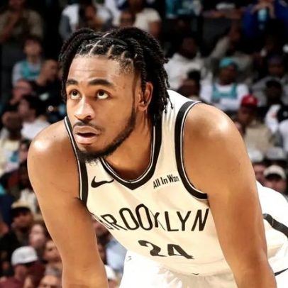 Após dispensa, times sondam Cam Thomas na NBA