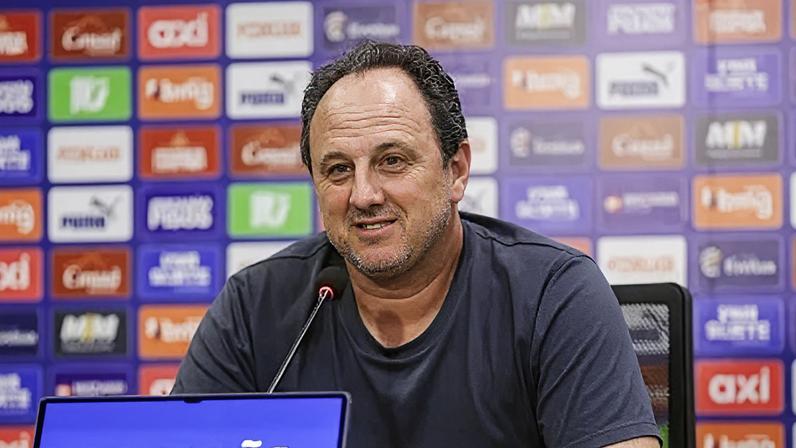 Rogério Ceni, treinador do Bahia, durante entrevista coletiva