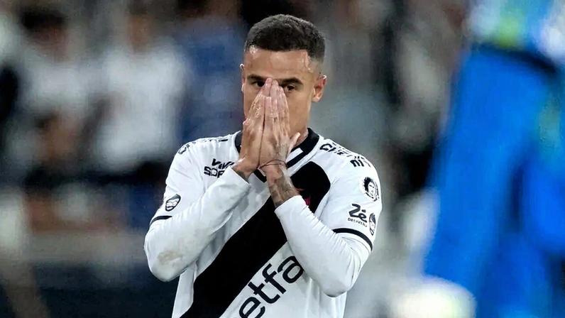 Vasco anuncia saída de Coutinho em nota respeitosa e transparente