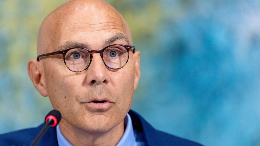 Chefe de direitos da ONU diz que decreto talibã amplia execuções e repressão