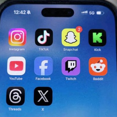 Grécia anunciará banimento de redes sociais para menores de 15 anos