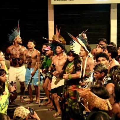 Protestos indígenas forçam o Brasil a suspender plano de dragagem do rio Tapajós