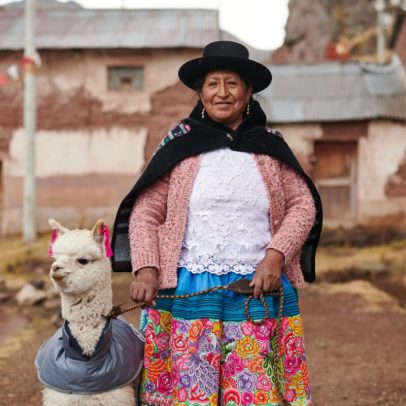 Mulheres quéchuas do Peru promovem convivência com pumas