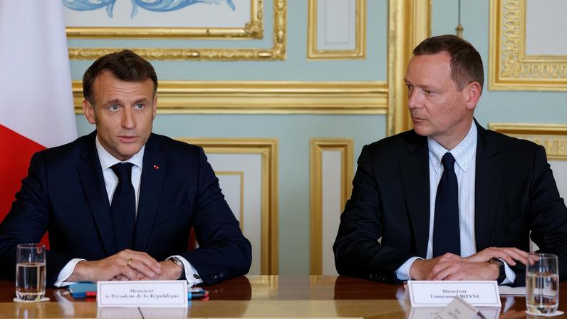 Top diplomata do presidente francês manteve encontros em Moscou, segundo fontes