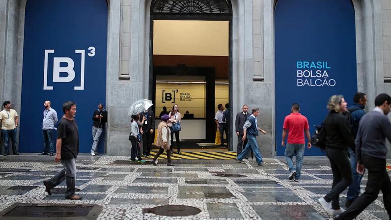 Sede da B3, no centro de São Paulo: oferta de ações de empresas brasileiras deve crescer pelo segundo ano consecutivo em 2026.
