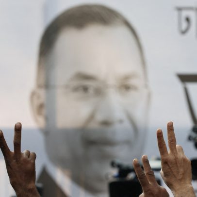 Modi conversa com Rahman e o parabeniza pela vitória eleitoral no Bangladesh