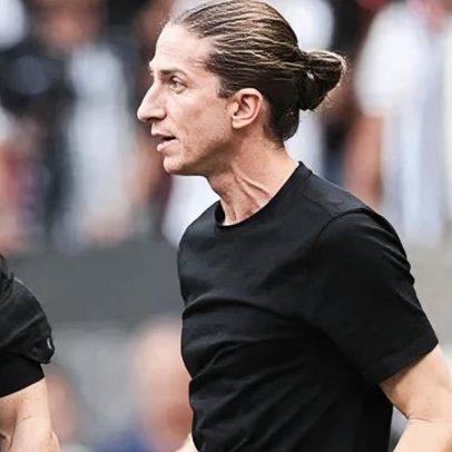 Filipe Luís prega tranquilidade no Flamengo após início ruim em 2026