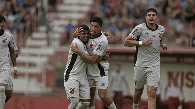 Foz do Iguaçu x Athletico, pelo Campeonato Paranaense 2026. Foto: Luis Miguel Ferreira/Athletico